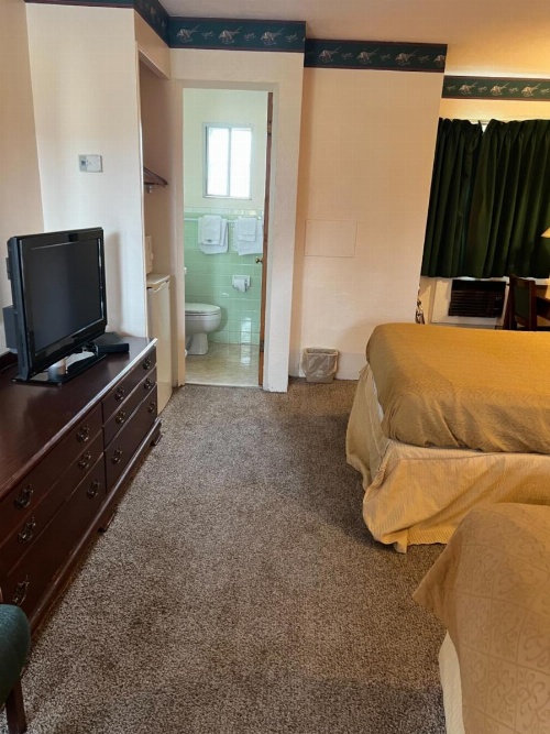 sunrise motel image 17